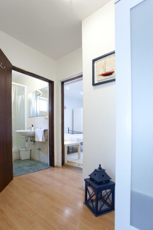 Apartman Sara ซาเกร็บ ภายนอก รูปภาพ