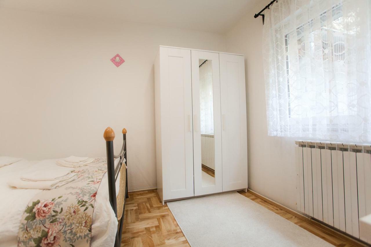 Apartman Sara ซาเกร็บ ภายนอก รูปภาพ